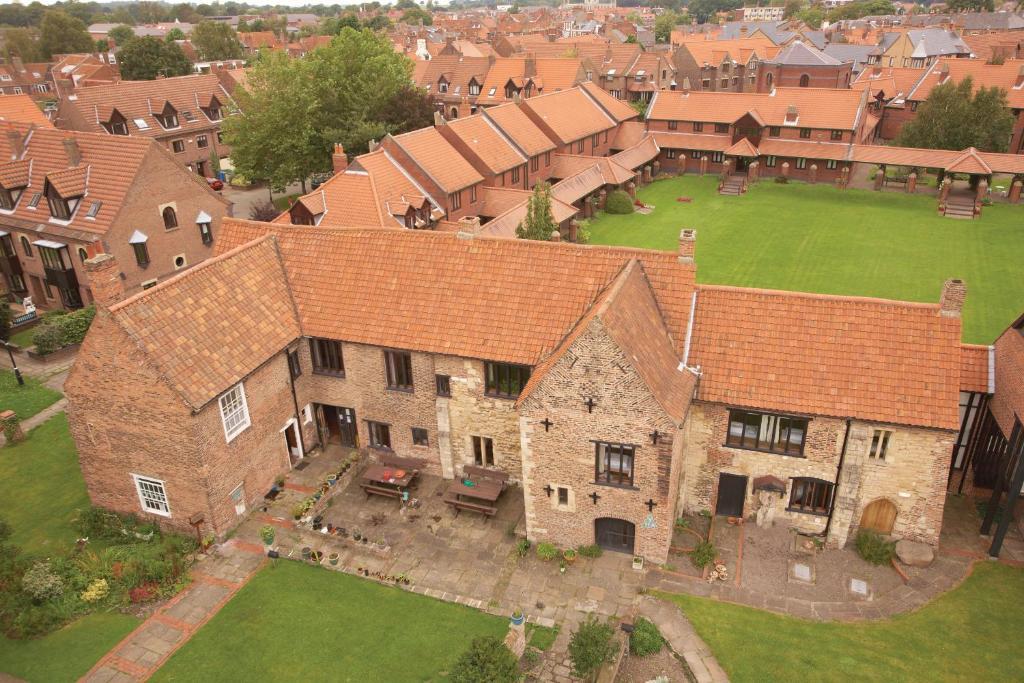 Yha Beverley Friary Exterior foto